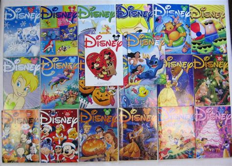 lot   disney store catalogs    seasons   good condition