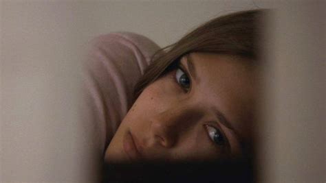 Elizabeth Olsen In ‘martha Marcy May Marlene’ Review The New York Times