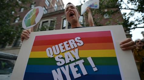 Russian Tv Takes Us Journalist Off Air For Gay Rights Protest Fox News