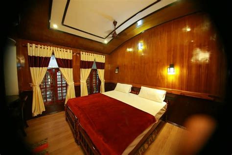 houseboat bedroom cruise  kerala backwaters kerala home house boat