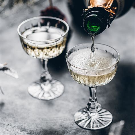 Best Sparkling Wines At Trader Joe S According To A Sommelier Eatingwell