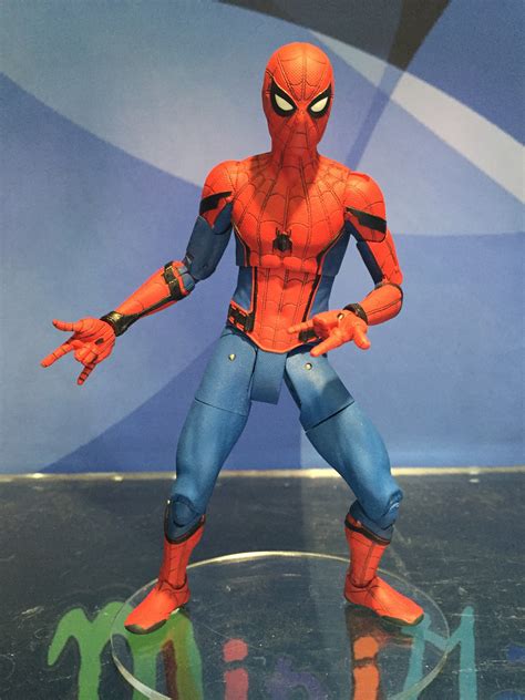 toy fair marvel select spider man homecoming star lord figures