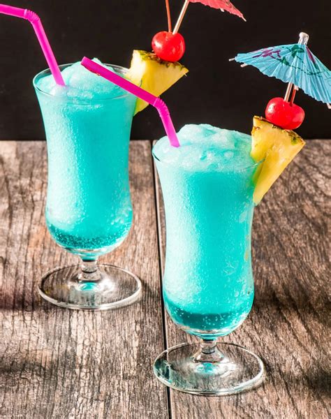 Blue Hawaiian Cocktail Tasty Low Carb