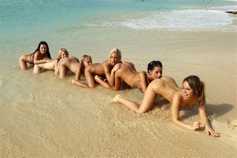 Sexipede On The Beach Porn Pic Eporner