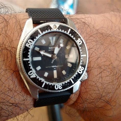 Two 1990s Vintage Seiko Midsize Diver Scuba And Lady Divers Watch