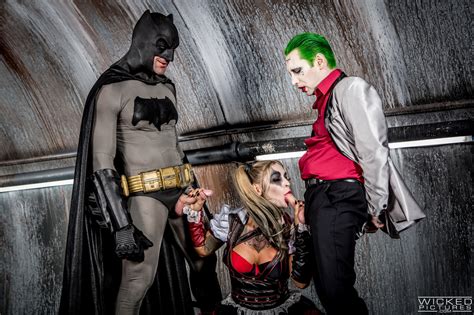 batman and the joker get blown by harley quinn porn photo eporner