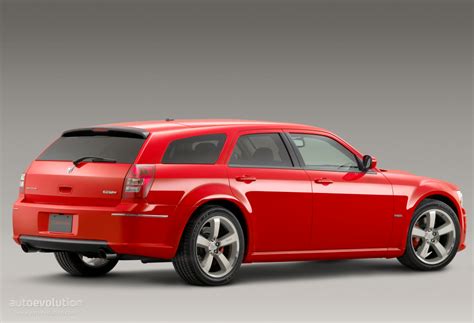 dodge magnum srt specs    autoevolution