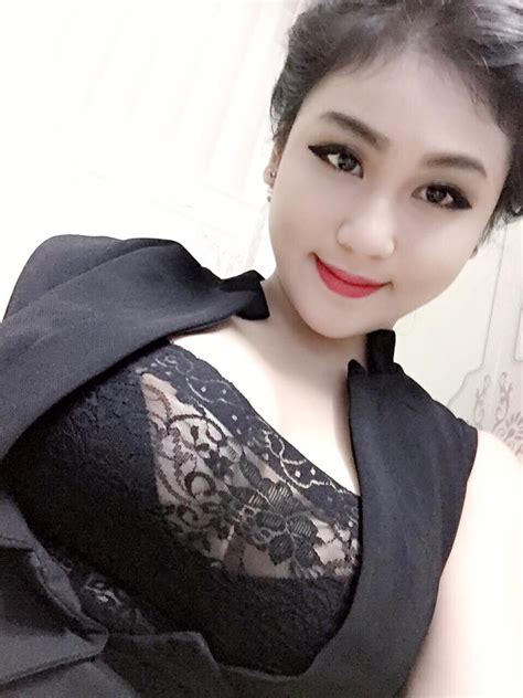 thúy vy hot girl hàng vếu khủng girl xinh