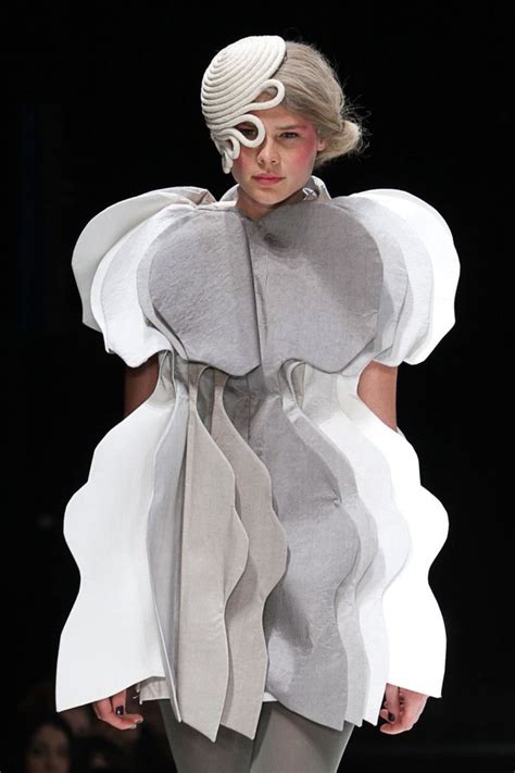 pin  helen raynus  fashion style conceptual fashion geometric