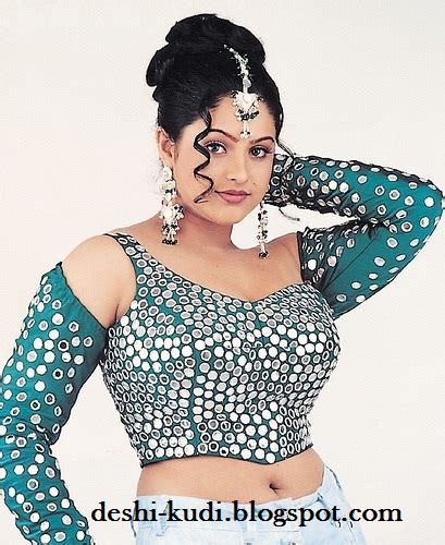 tamil actress hd wallpapers free downloads raasi manthra