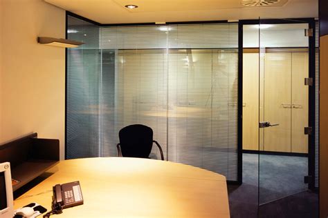 Frameless Double Glazed Glass Wall Partitions Avanti