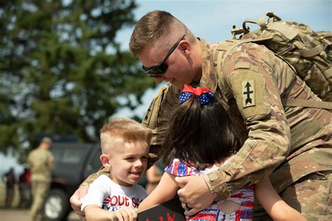wisconsin national guard reflects   historic year  deployment