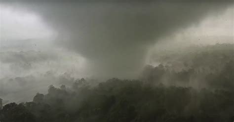 storm chaser loses drone capturing close  footage   tornado tech zinga tech  gadgets