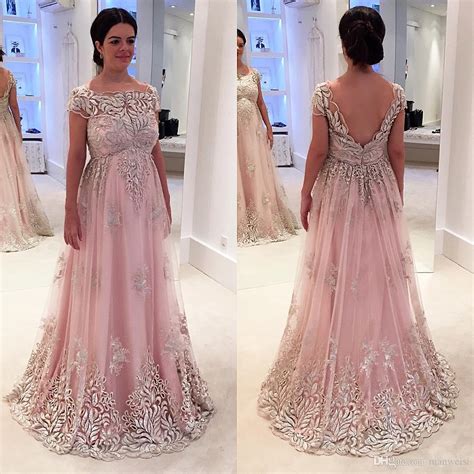 Pink Plus Size Prom Dresses Backless Lace Applique Short