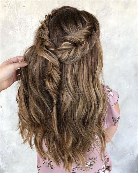 beautiful braided half up half down hairstyle braids