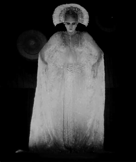 brigitte helm nel ruolo di maria in metropolis 1927 film culto del regista austriaco fritz
