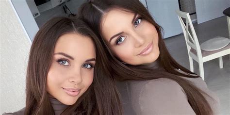 knappe russische tweeling alena en julia  een hit op instagram