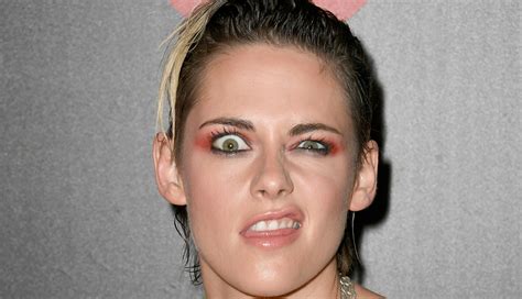 kristen stewart makes funny faces as she joins ‘charlie s angels co