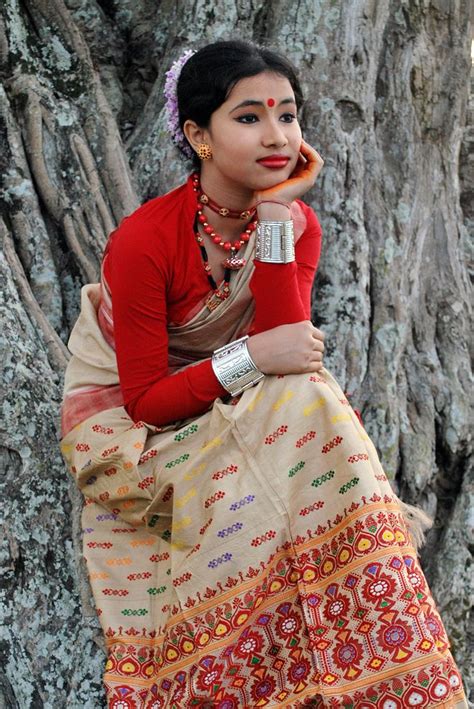 A Woman From Assam Wearing Mekhela Sador India Clothes Dress Culture