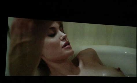 Angelina Jolie Topless 10 Photos Video Thefappening