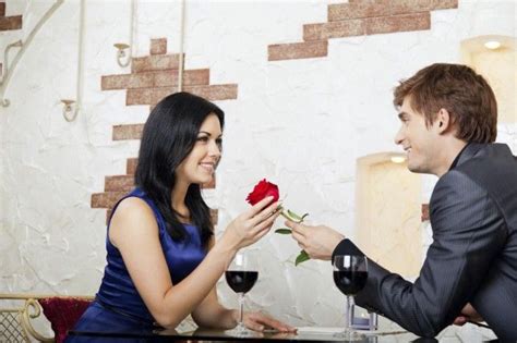 love and sex the 17 killer mistakes a girl can make on the first date metro news