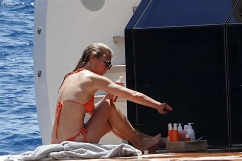 gwyneth paltrow sexy the fappening 2014 2019 celebrity photo leaks