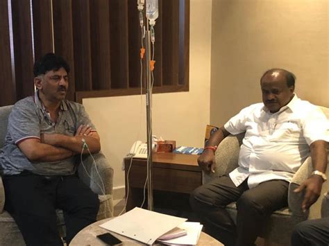 Cm Hd Kumaraswamy Meets Dk Shivakumar At Hospital Photos Images
