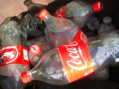 coca cola  producing    billion plastic bottles  year wasteless future