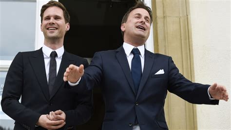 luxembourg pm becomes first eu leader to wed gay lover