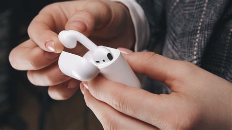 connect airpods  android