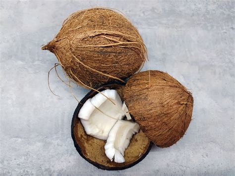 coconut amazing nutrition facts products benefits