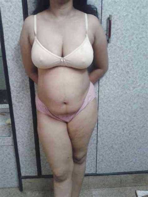 komal bhabhi ki pink bra aur panty antarvasna indian sex photos