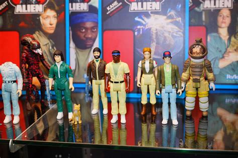 The Movie Sleuth Images Photos Of Upcoming Super7 Alien
