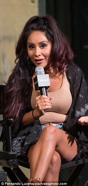 snooki and jwoww wear plunging skintight tanks as they