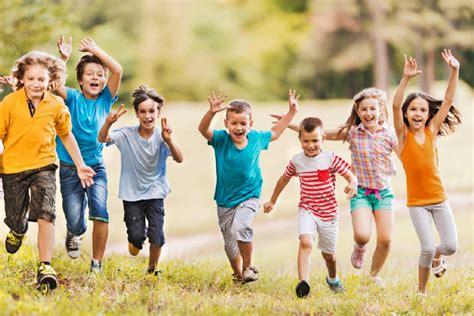 kinder lieben abenteuer schuetzen sie ihr kind