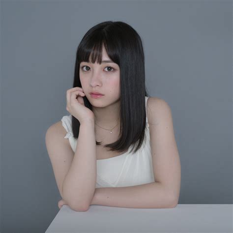 yurinanasaki barfout 3月号model 橋本環奈