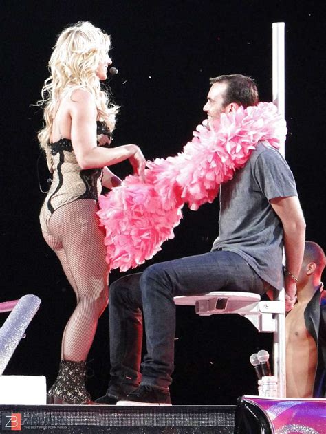 Britney Stiffys Concert Pictures Zb Porn