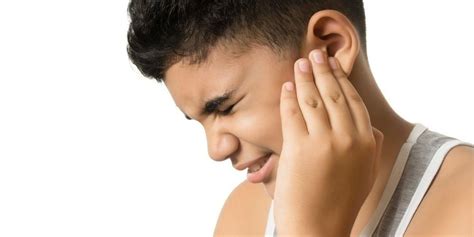 mengobati sakit telinga sebelah kanan secara alami