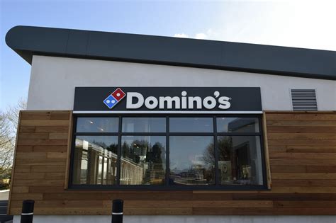 restaurant  dominos pizza neyland aspect developments