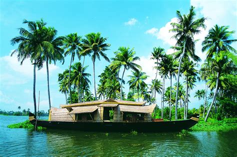 tourist attraction india incredible tourist place  kerala