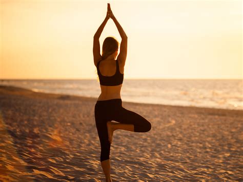 3 essential yoga poses worth doing daily easy health options®
