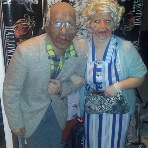 50 awesome couples halloween costumes couple halloween costumes couple halloween halloween