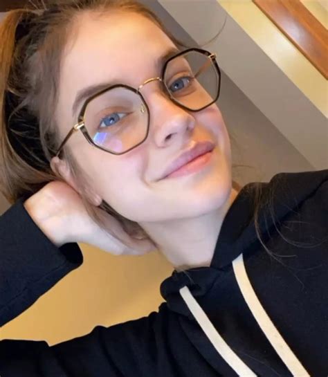 cutie in glasses barbarapalvin