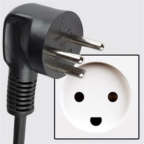 usa power plug vct vp uk  usa plug adapter converts  pin british plug   prong grounded
