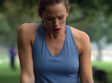 Actress Jennifer Garner Nude Nipples And Other Oops Situations