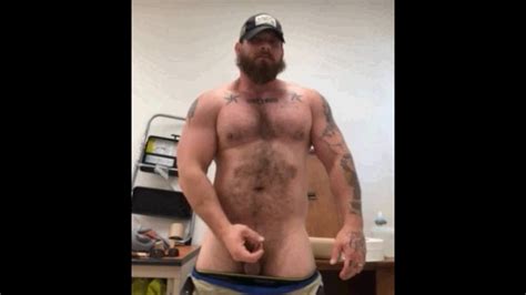 Married Straight Hairy Redneck Shows Off