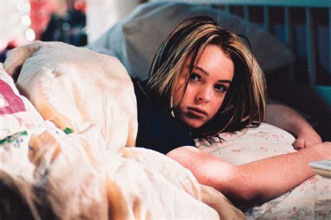 lindsay lohan was ‘self conscious in low rise pants in freaky friday