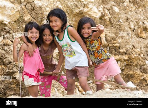 Niedliche Kleine Mädchen Auf Dem Lande Auf Bohol Island Philippinen