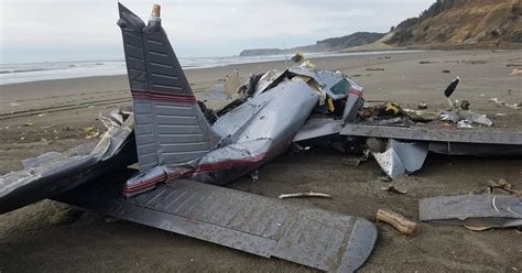 man killed  plane crash  beach