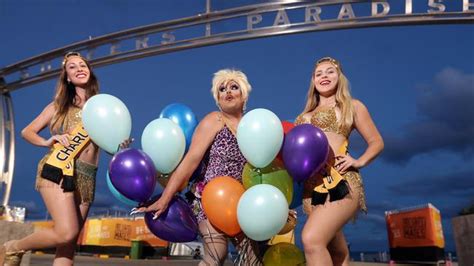 Surfers Paradise Gay And Lesbian Bar Owners Open Early To